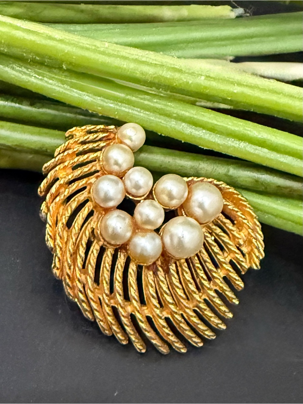 Vintage Unsigned Textured Gold-tone Faux Pearl Cluster Berries Leaf Brooch